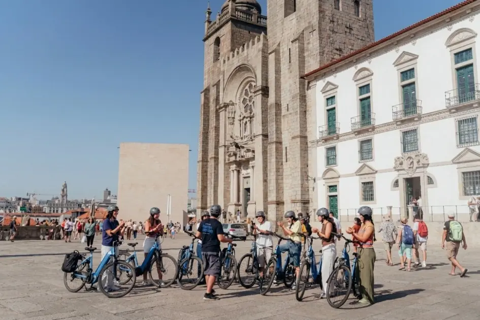 Old Town Porto E-Bike tour  9