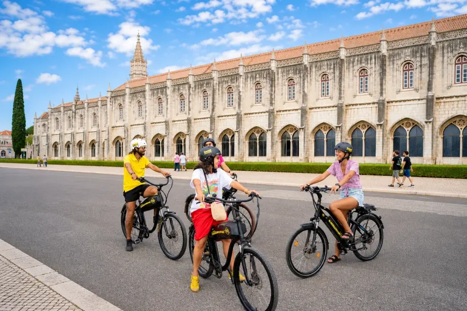 Lisbon E-Bike Tour: Alfama, Mouraria & Graça  7