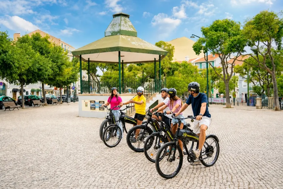 Lisbon E-Bike Tour: Alfama, Mouraria & Graça  10