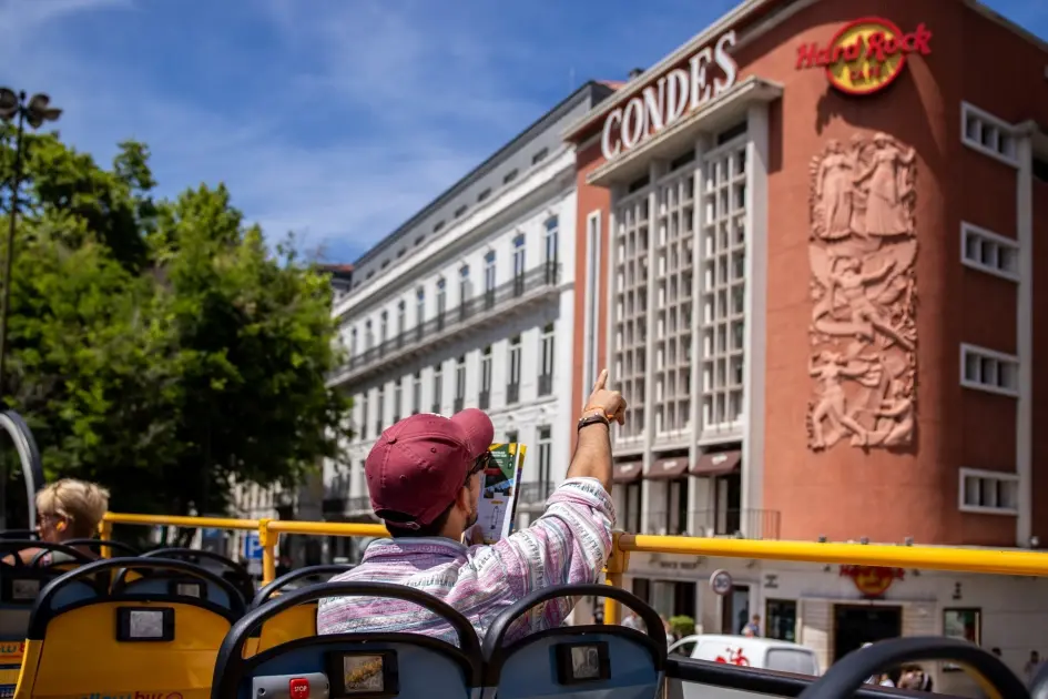 Belém & Modern Lisbon Bus Tours 1